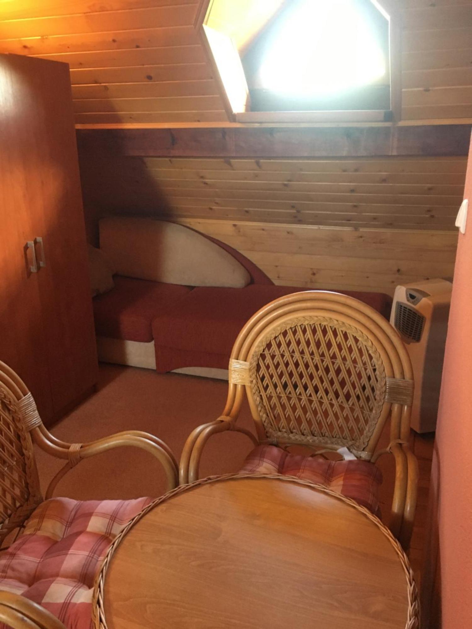 Willa Sara Okuninka Kültér fotó